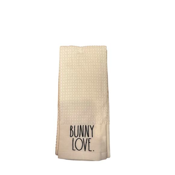 Rae Dunn Kitchen 2 Towel Set *Bunny love* - Picture 2 of 2